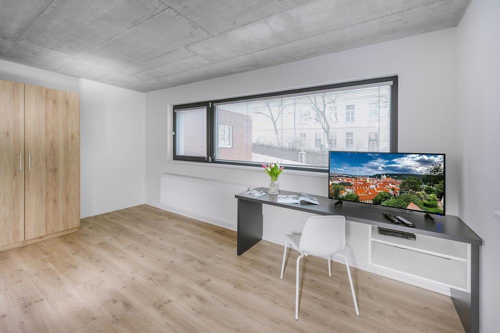 Downtown Suites Belohorska Praga Exterior foto